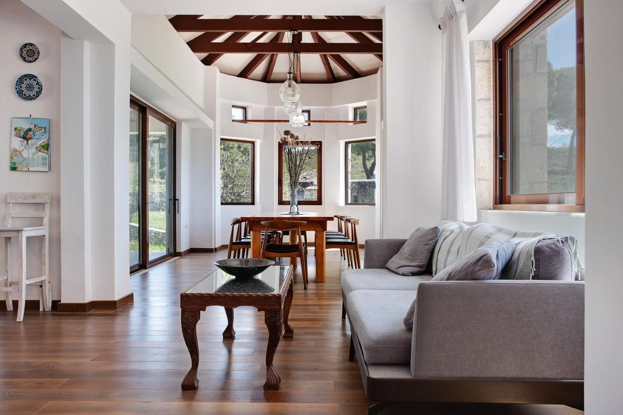 Wild Fig Retreat Thalassa And Loft Guest house *