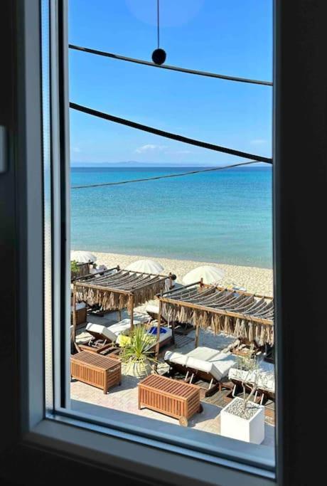 Apartment Anemomylos By The Sea