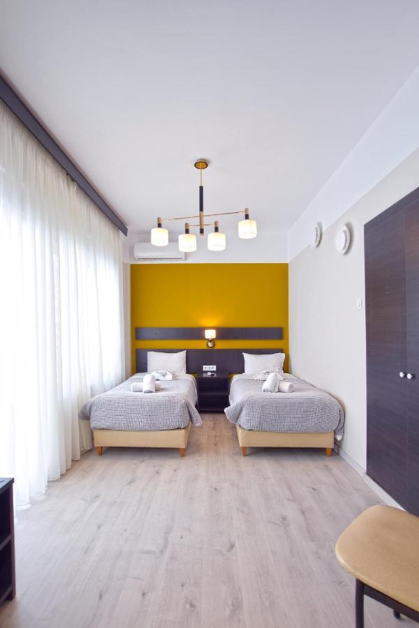Hotel John's