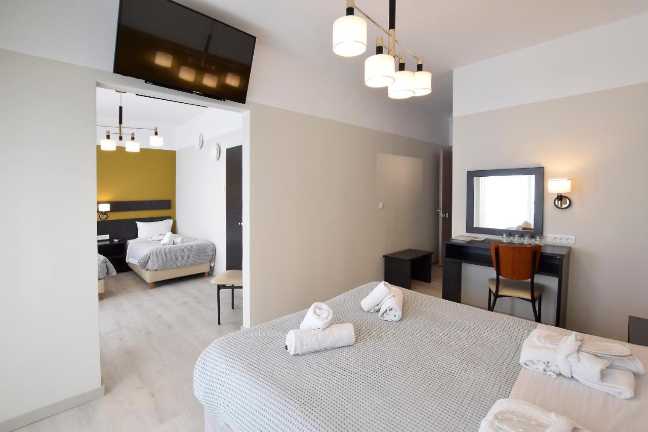 John's Hotel 3*