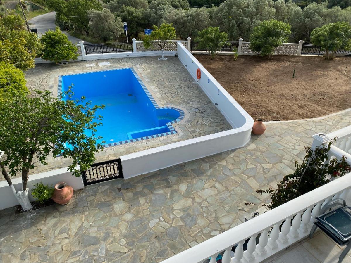 Villa Karras