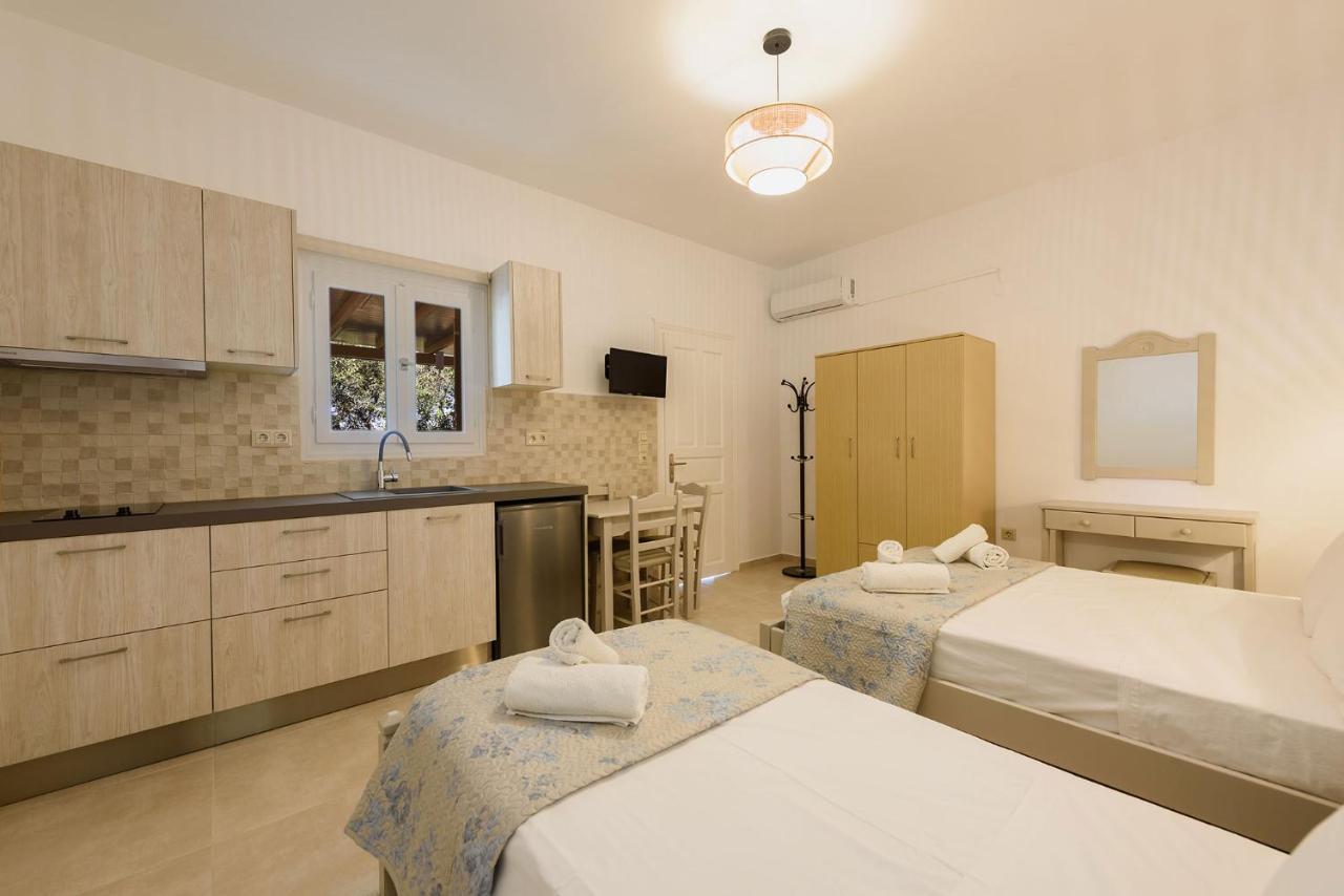 Sea Breeze Paros
