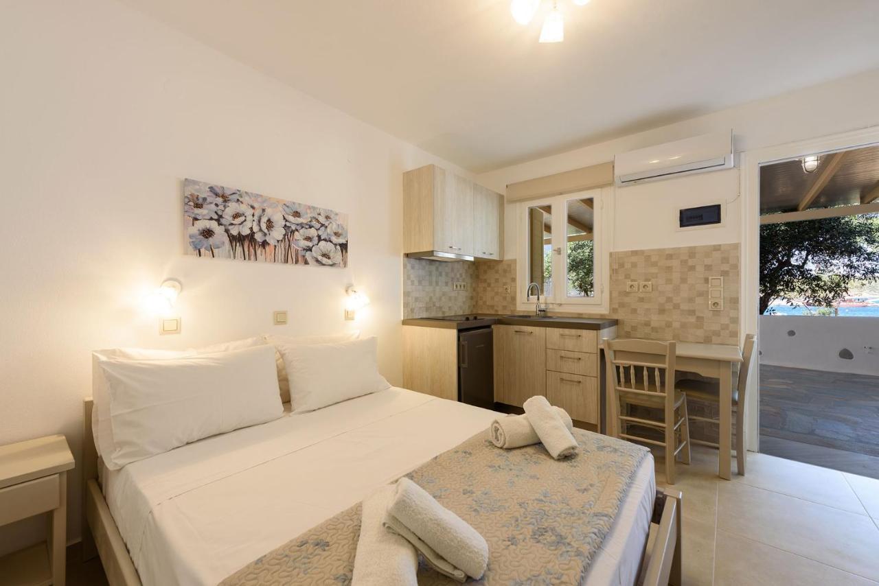Apartment Sea Breeze Paros
