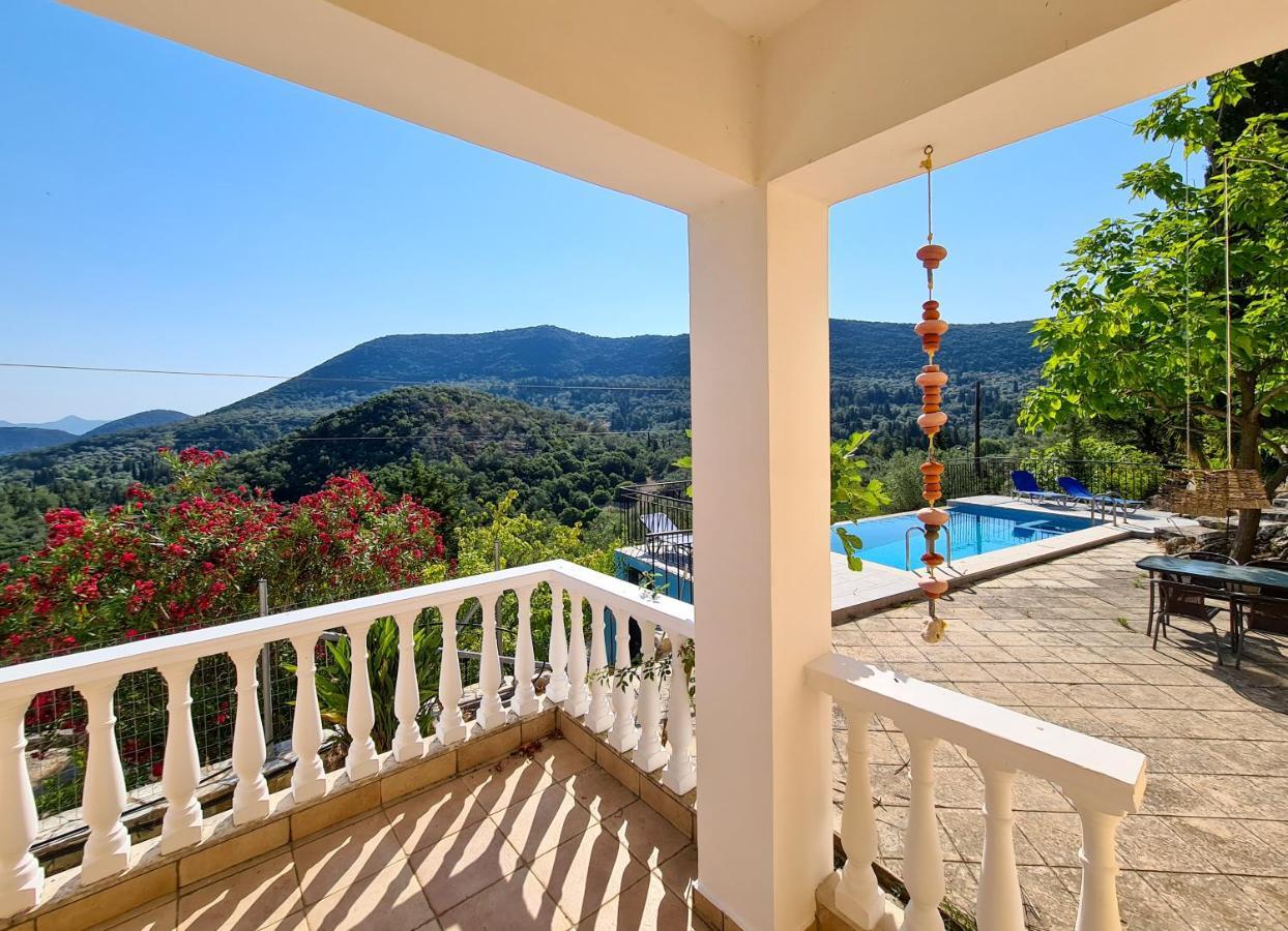 Victoria - 3 Bedroom With A Private Pool
