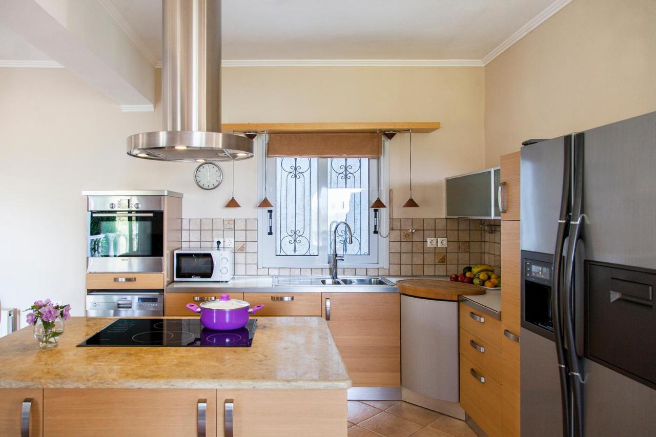 Victoria - 3 Bedroom With A Private Pool * Katokhorion (Lefkada)