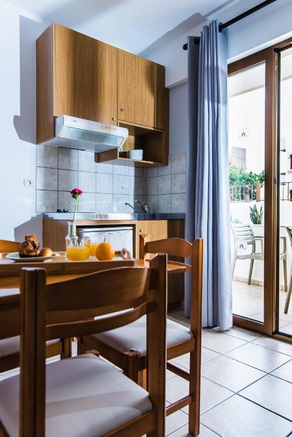 Newcastle Apartment *