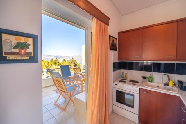 Tzaneta's Star View Villa