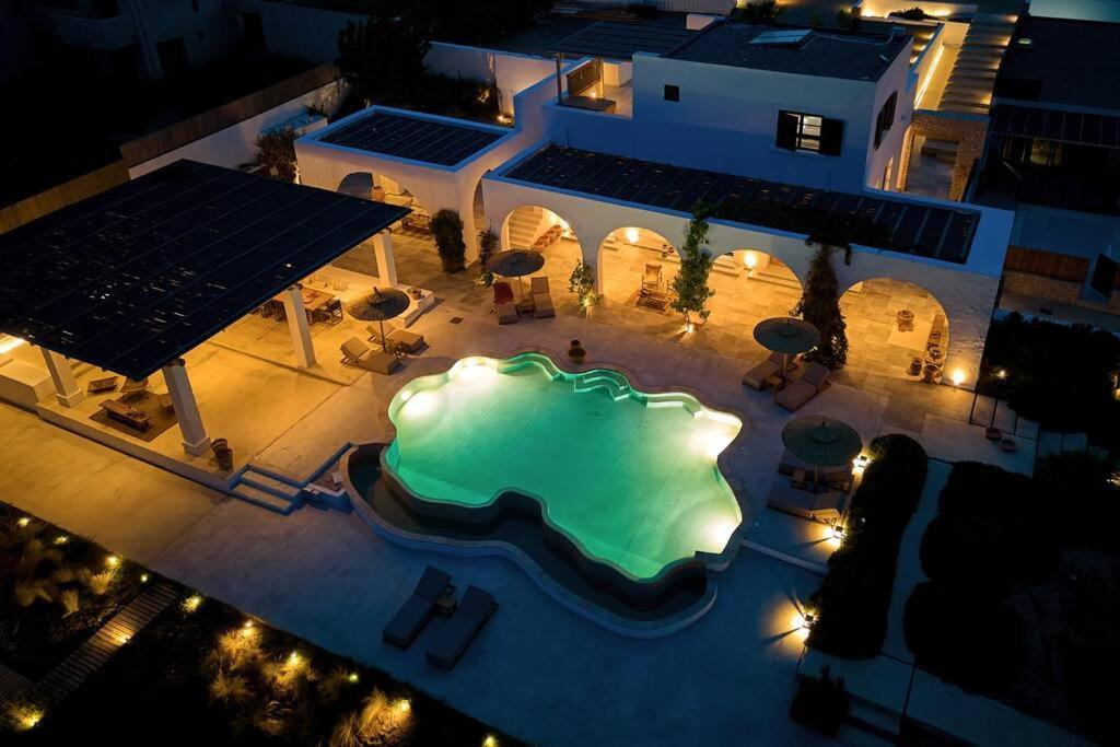 Villa Beachfront Crystalia