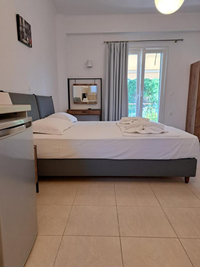 Athineon Nydri (Lefkada)