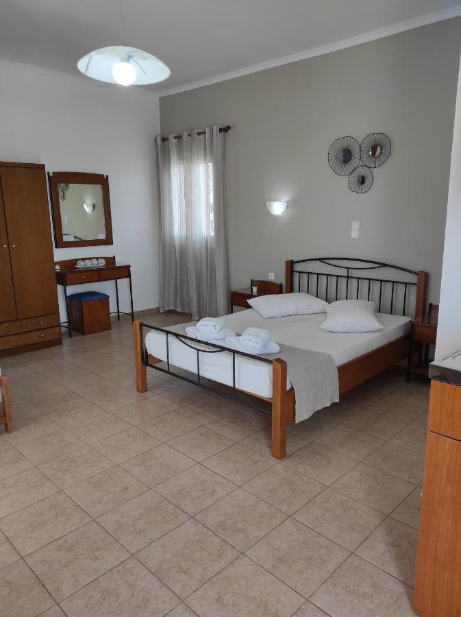 Vythos Apartment Adamantas (Milos)