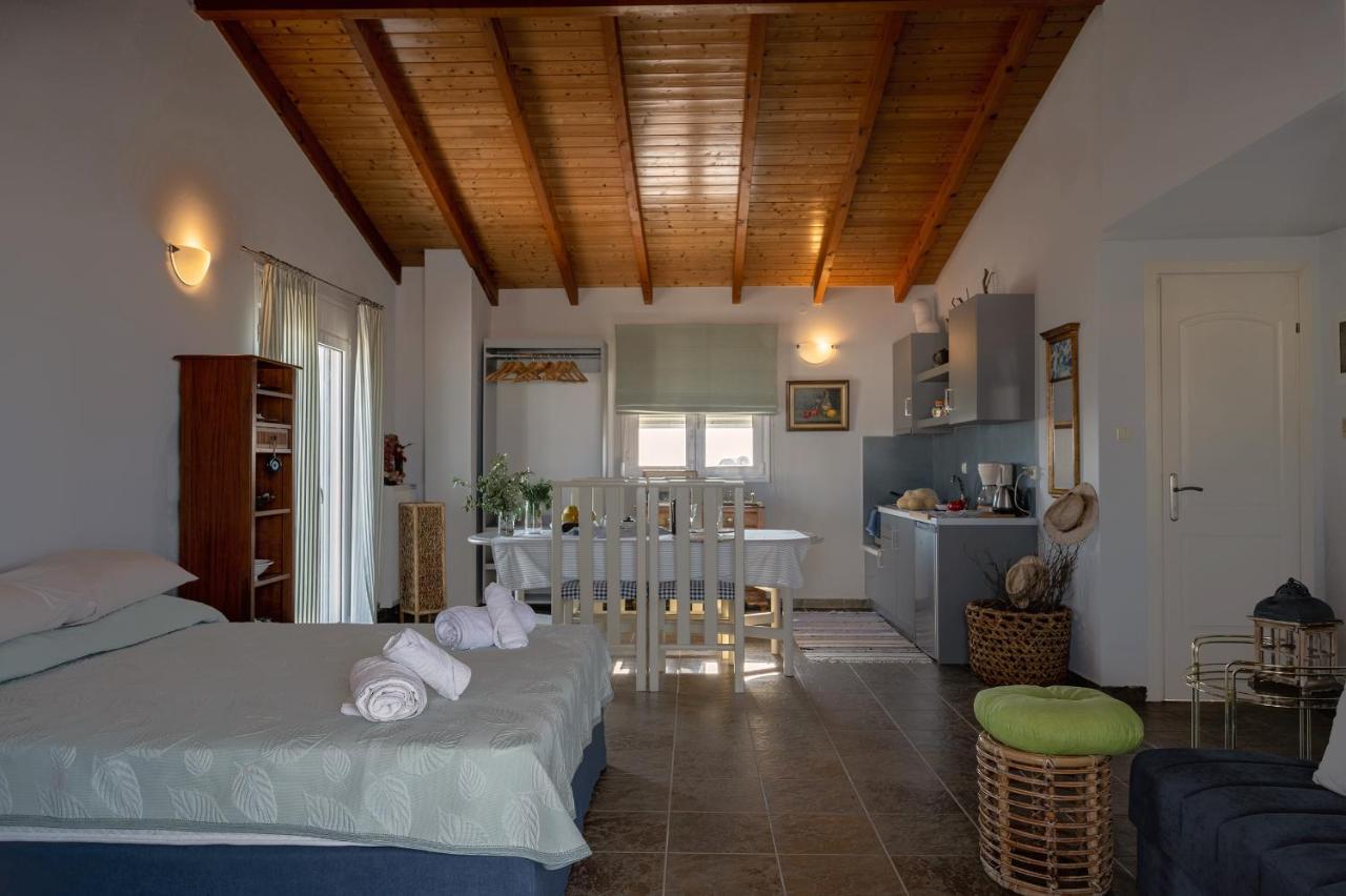 Apostolos Loft - Cozy Loft In The Center Of Apartment *