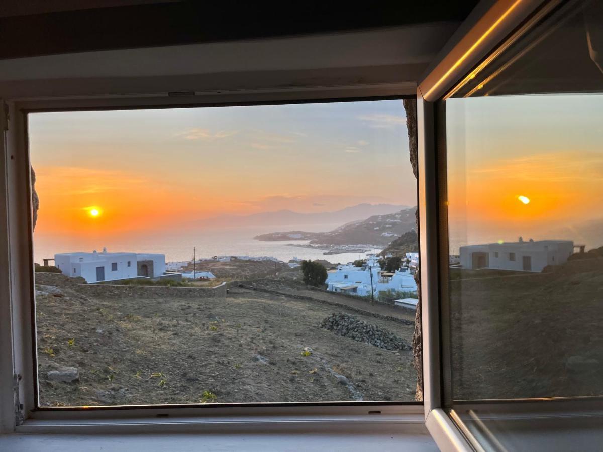 Crystal 2* Mykonos Town