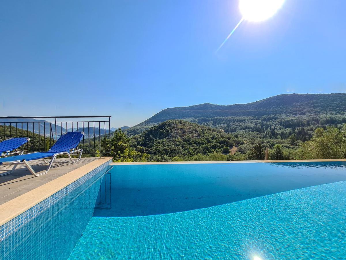 Victoria - 3 Bedroom With A Private Pool Katokhorion (Lefkada)
