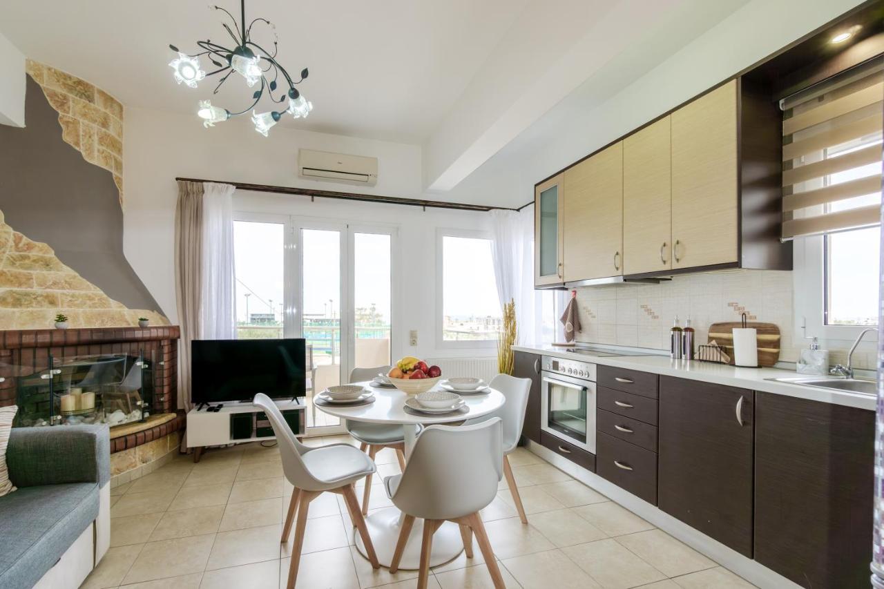 νμβ Anissaras Coastal Getaway Apartment Hersonissos (Crete)