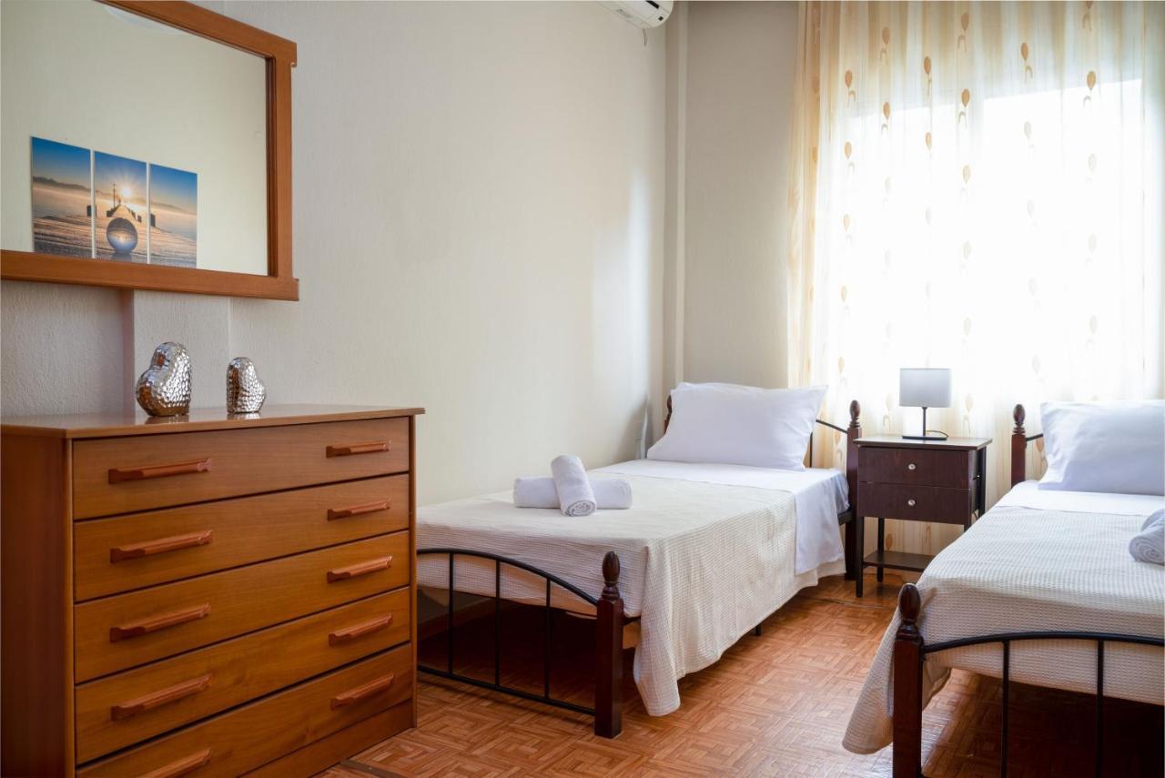 Pleasures House Apartment