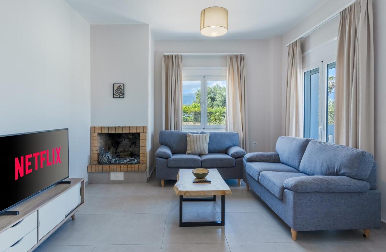 Aparthotel Lyrids