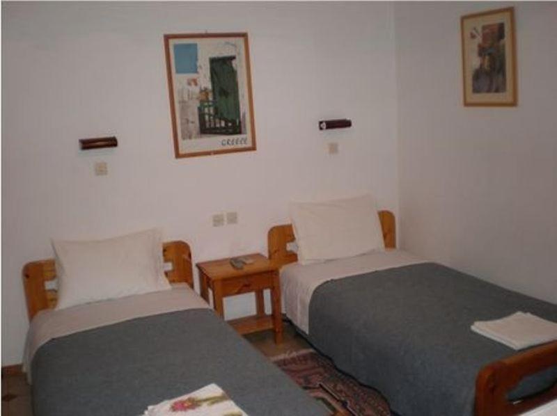 Artemis Aparthotel Chora (Ios)