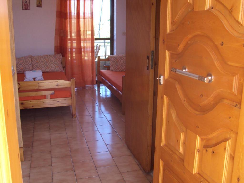 Stella 1 Guest house
