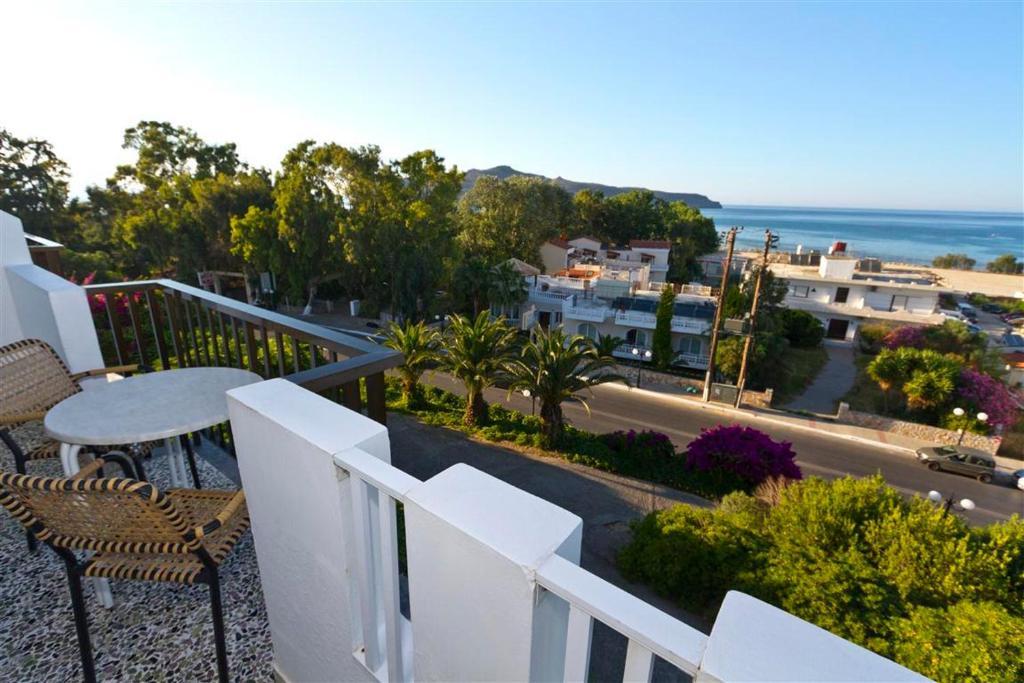 Abella Hotel 3*