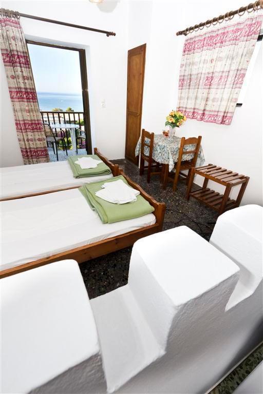 Abella Hotel 3*
