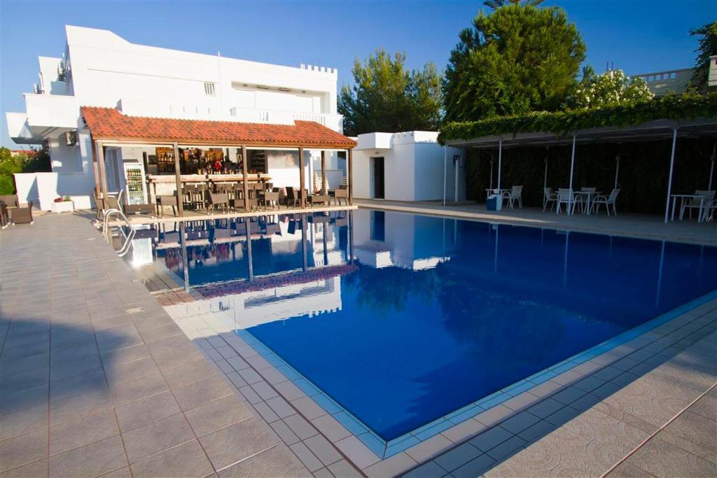 Abella 3* Crete Island