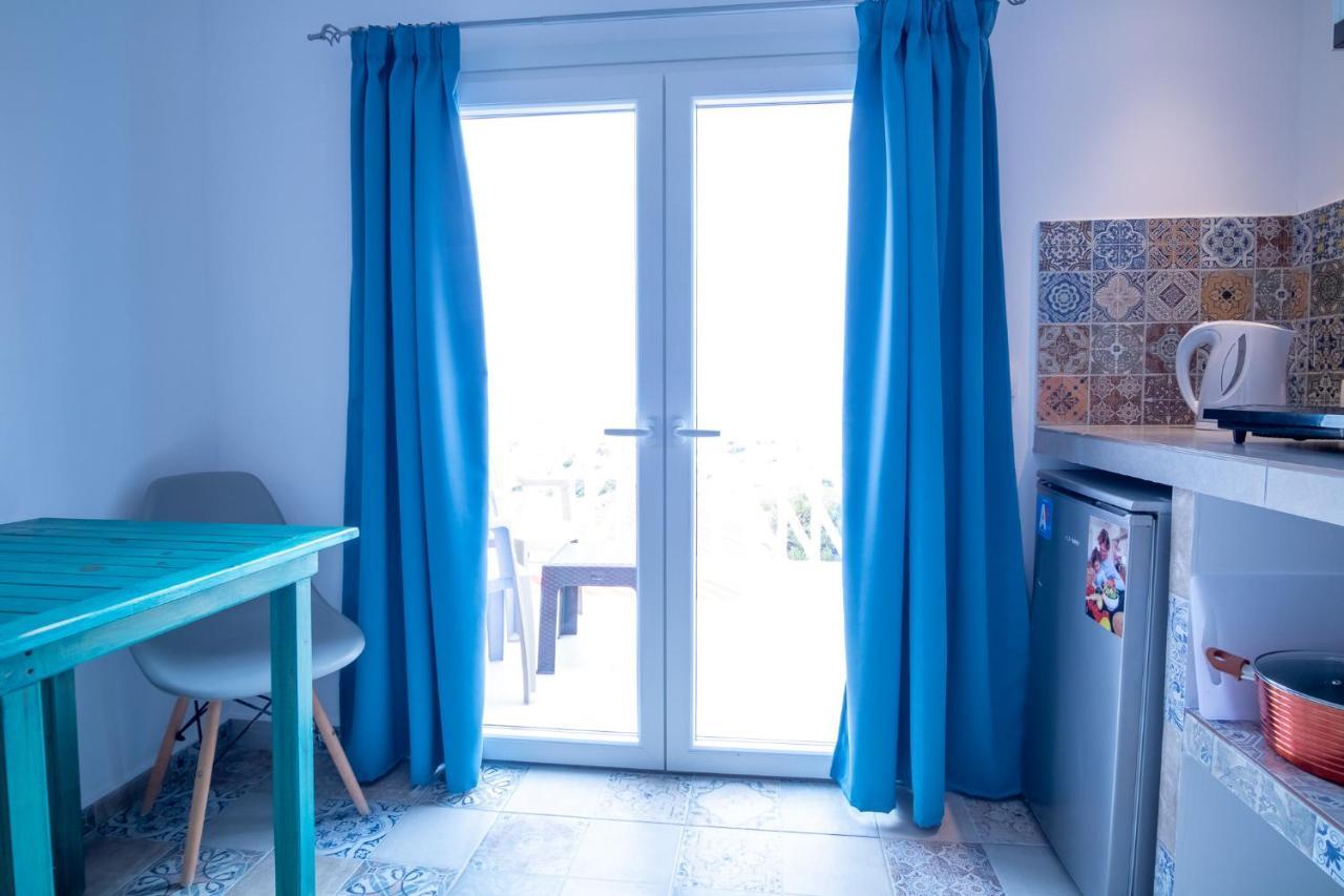 Ta Kymata Karpathos * Afiartis