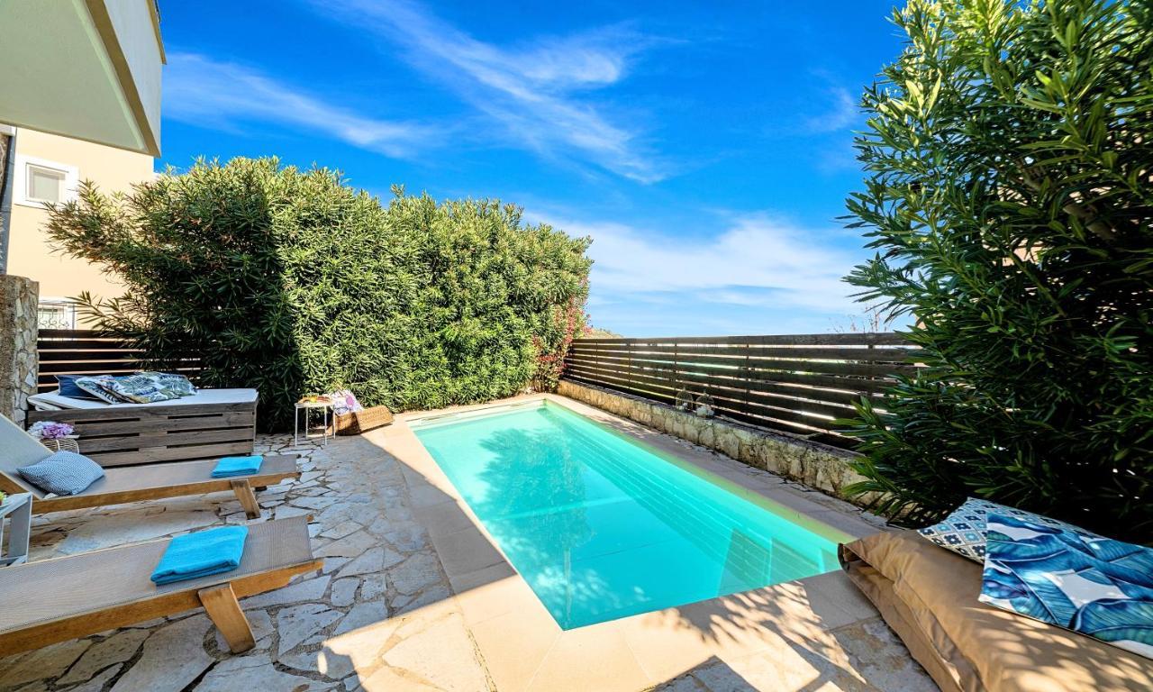 Villa Apple Villas