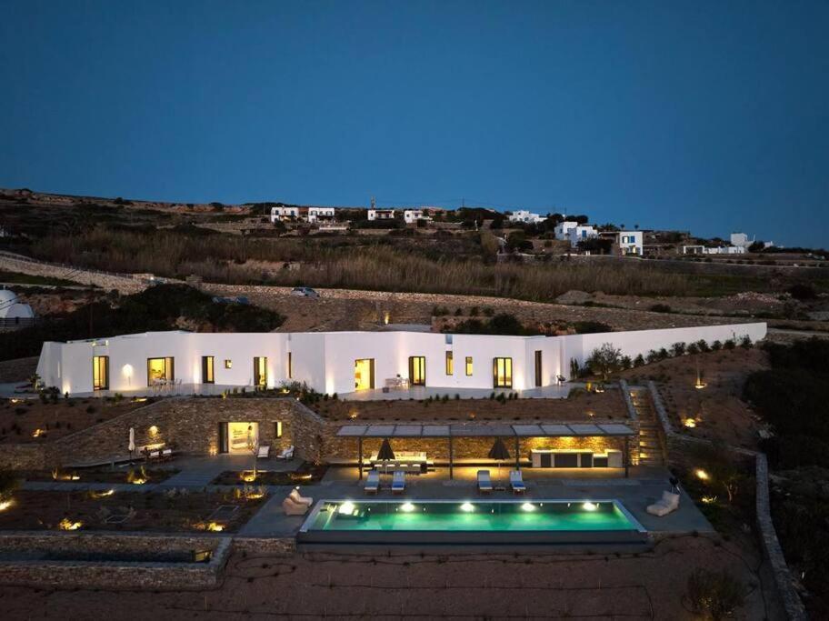 Villa Olithos *