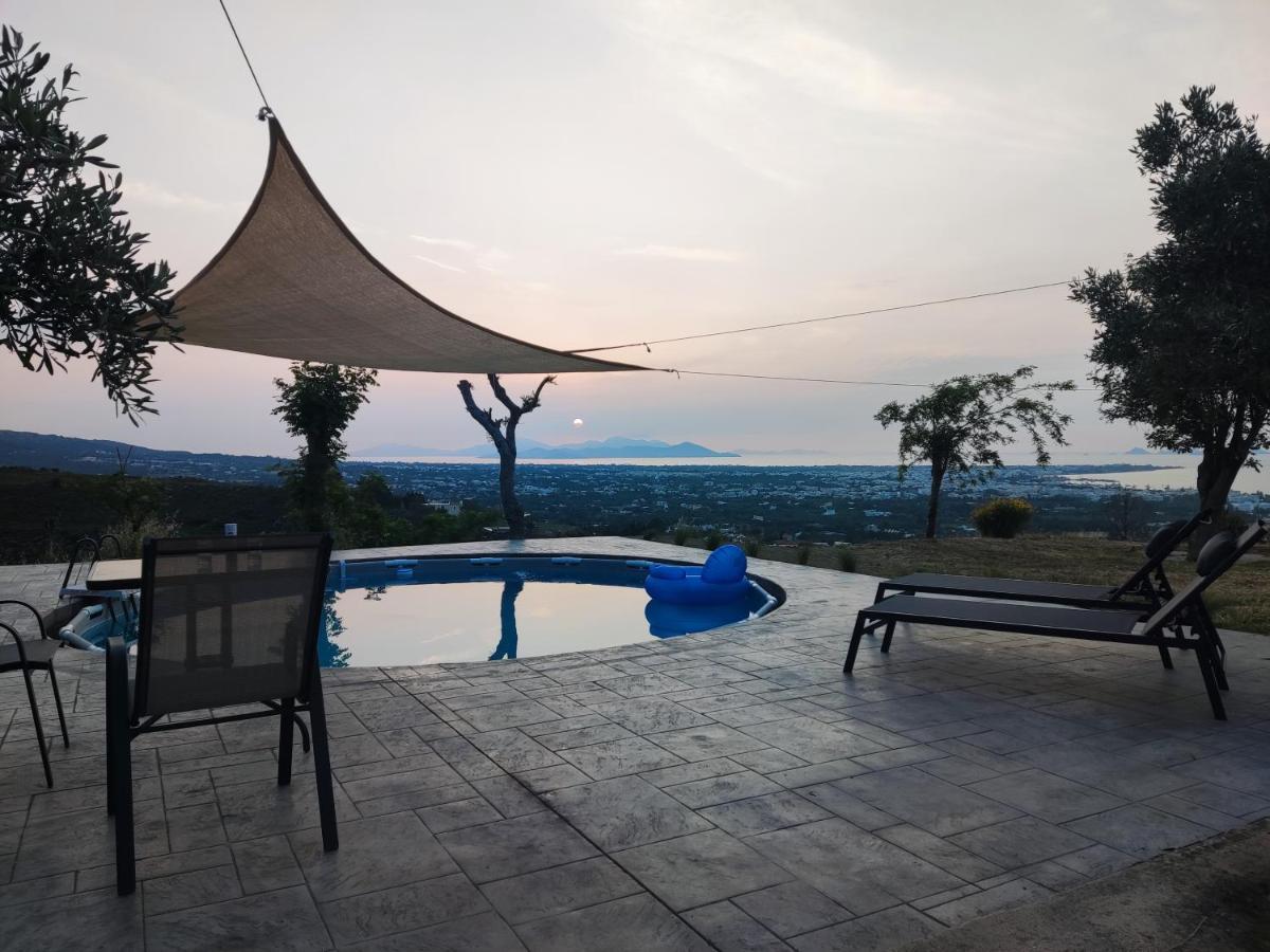 Yiorgos, Amazing Sunset View House Apartment *