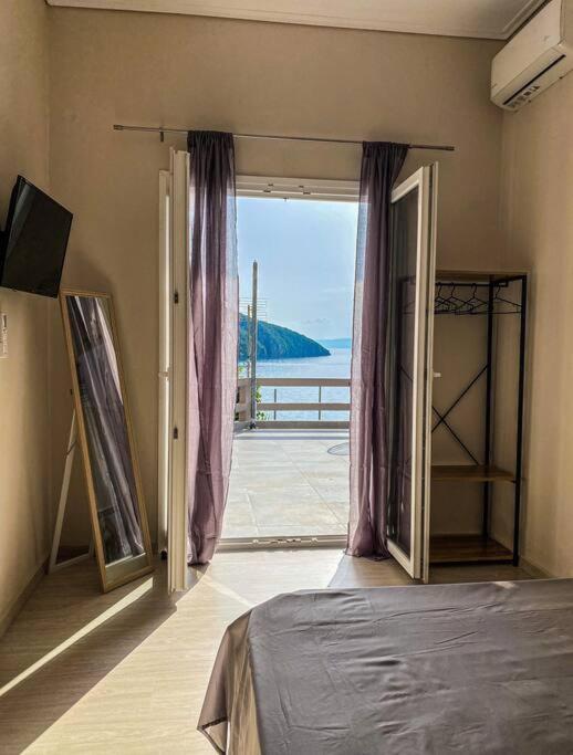 Apartment Poseidon's Bayview Kitriai