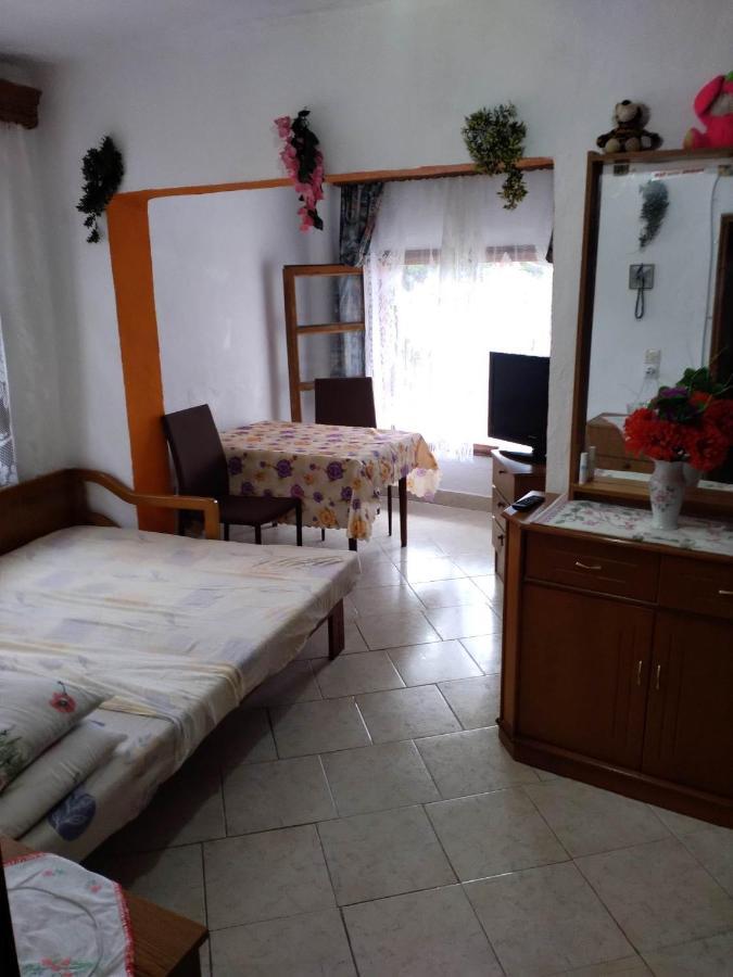 Akis Holiday home *
