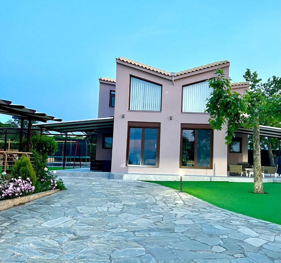 Holiday home Rouga Paradise