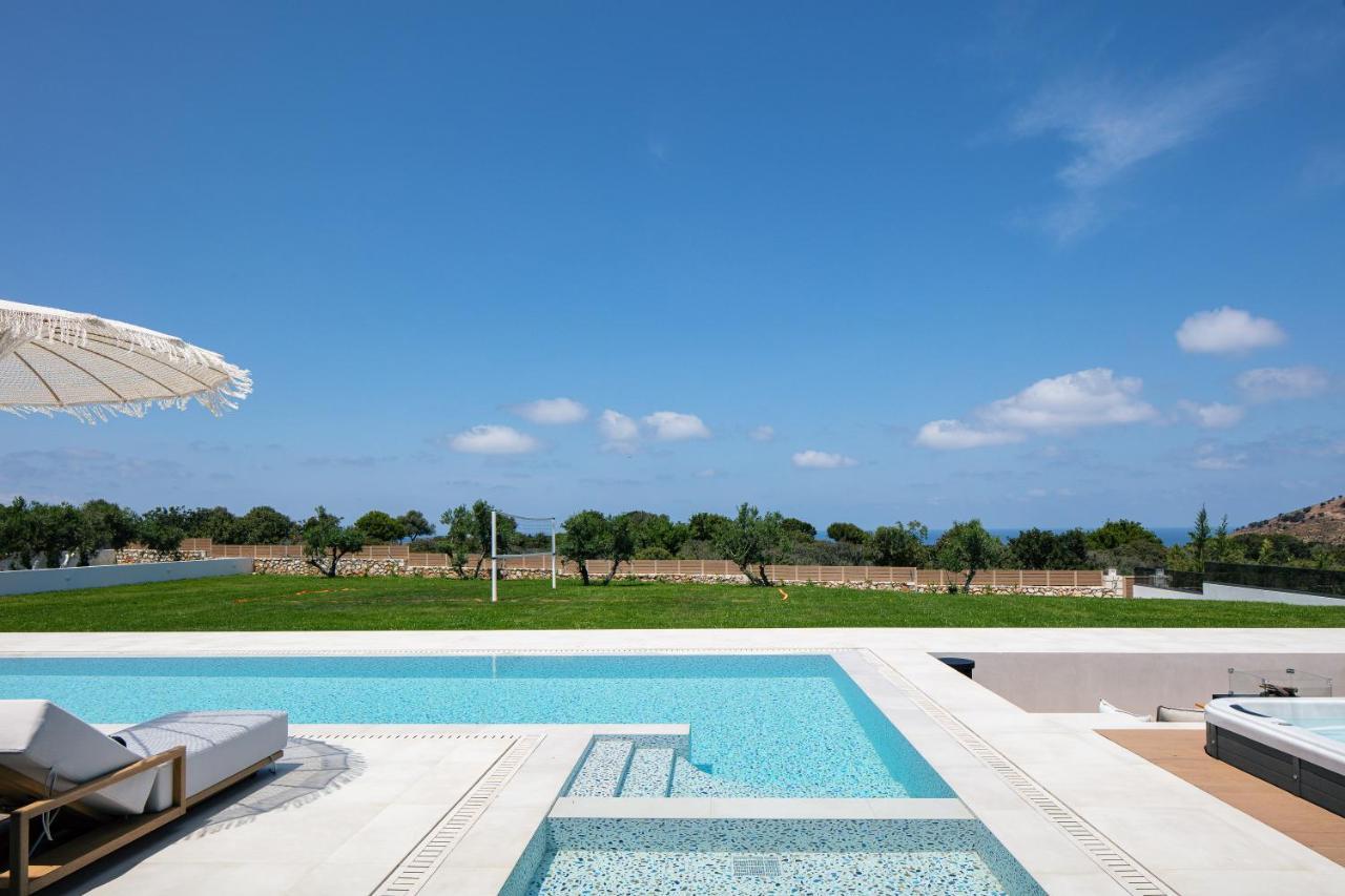 Villa Cresto Iconic Villa, With Heated Whirlpool, By Thinkvilla