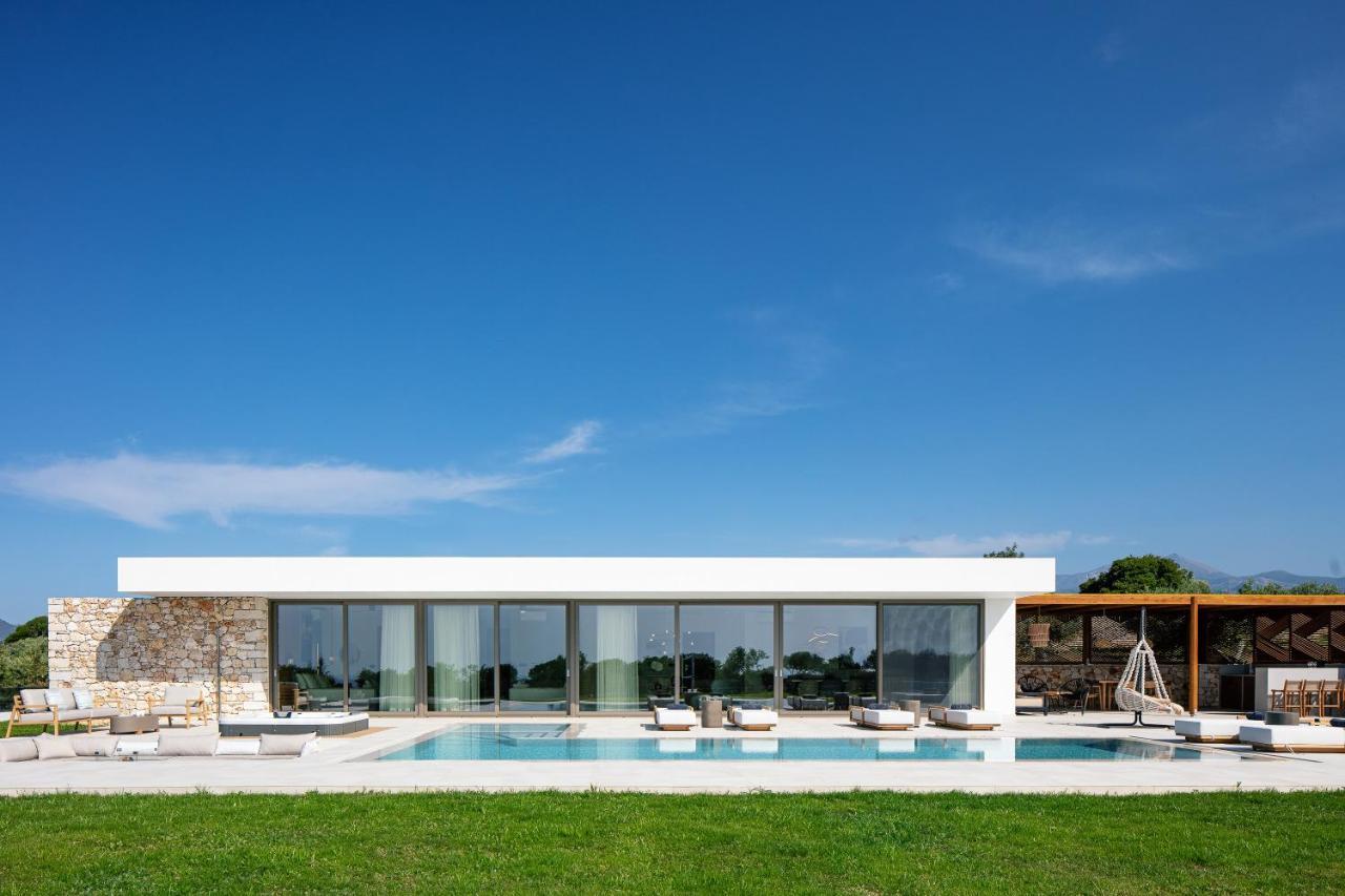 Cresto Iconic Villa, With Heated Whirlpool, By Thinkvilla Villa *