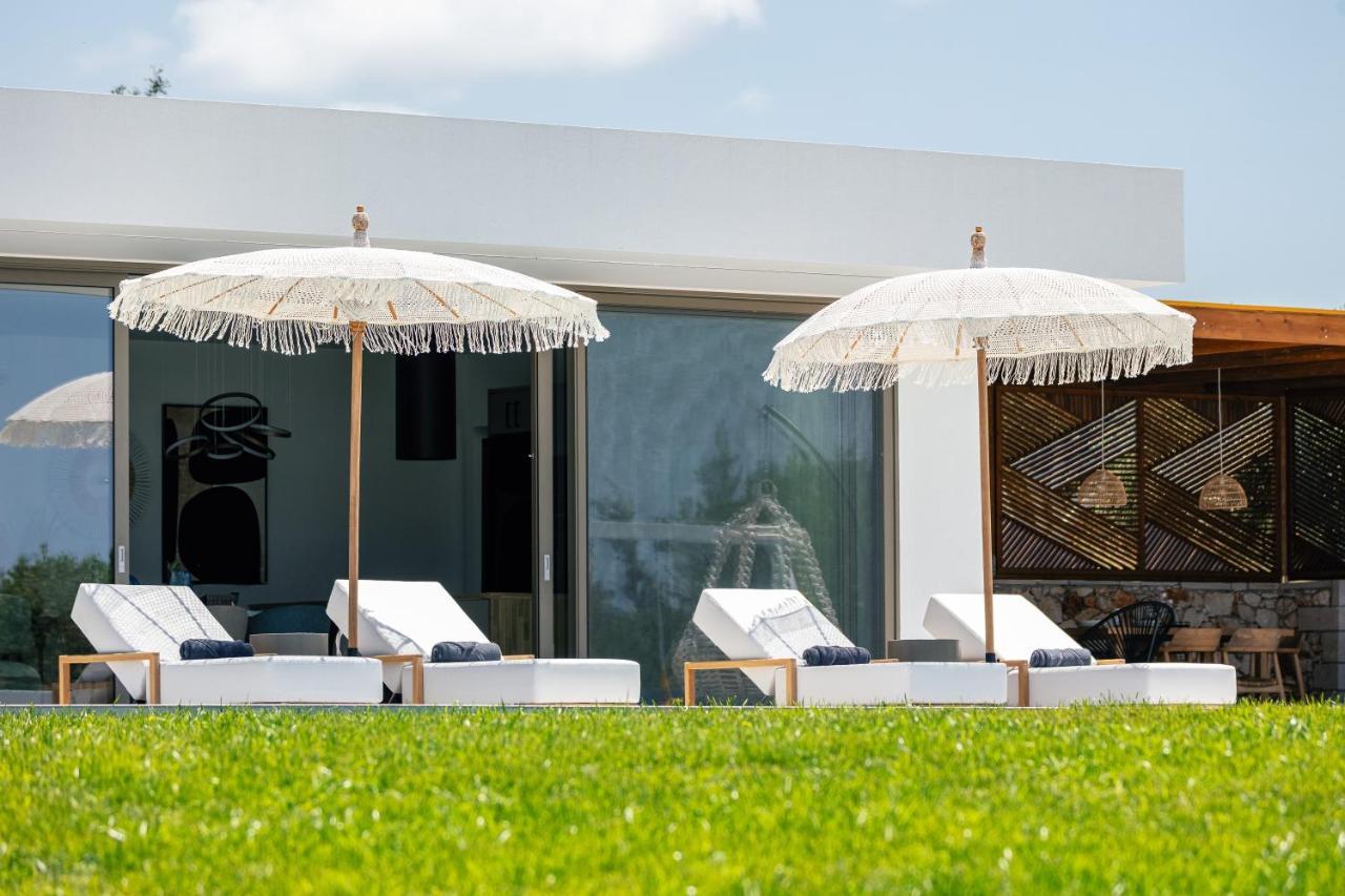 Cresto Iconic Villa, With Heated Whirlpool, By Thinkvilla *