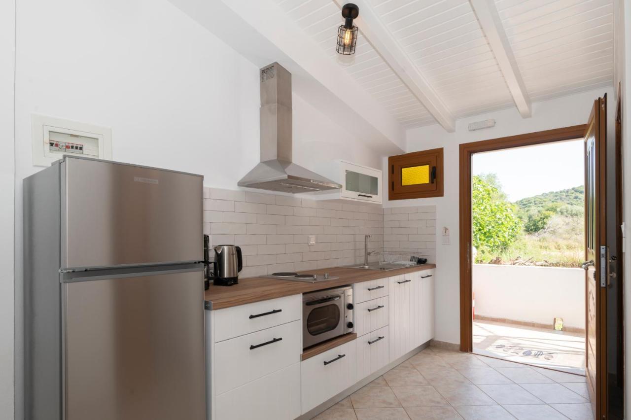 Asterias Apartment *