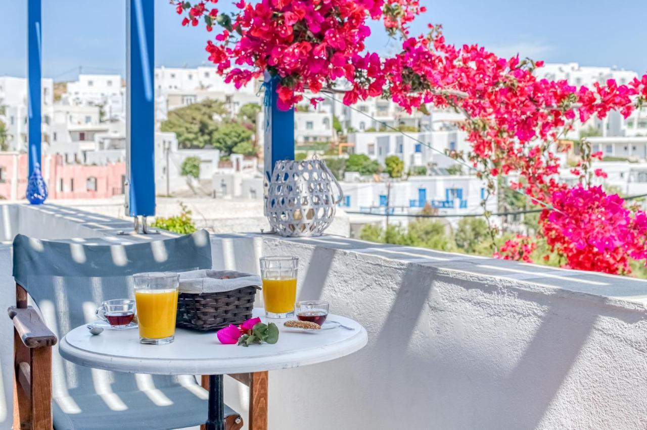 Alpha * Naousa (Paros)