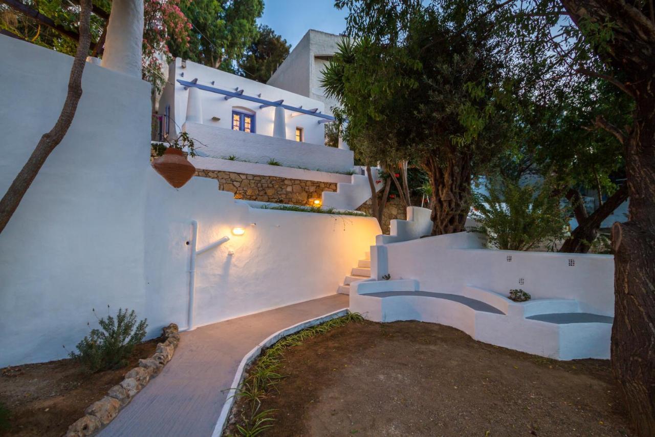 Bella Leros 2 *