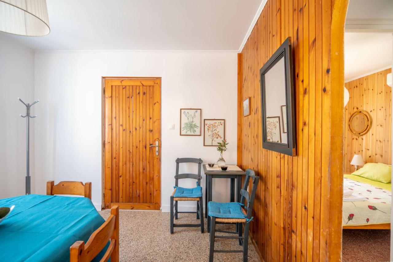 Milos & House Apartment Frangocastelo