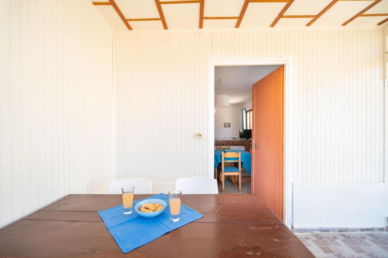 Milos & House Apartment Frangocastelo