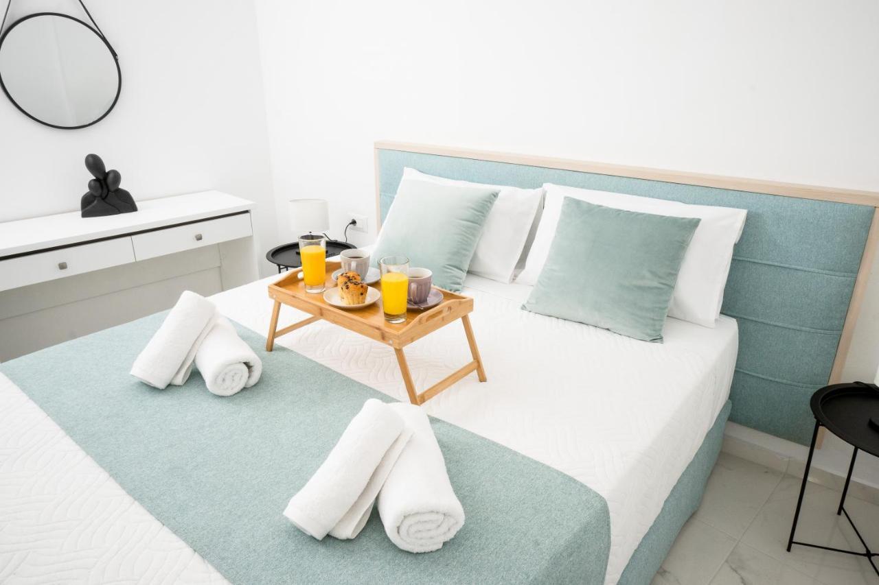 Athinais Apartment *
