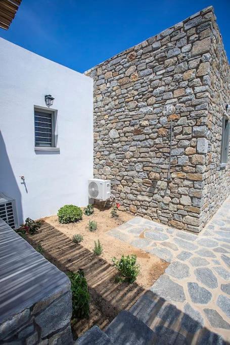 Seaeyevillas 1 * Livadi (Serifos)
