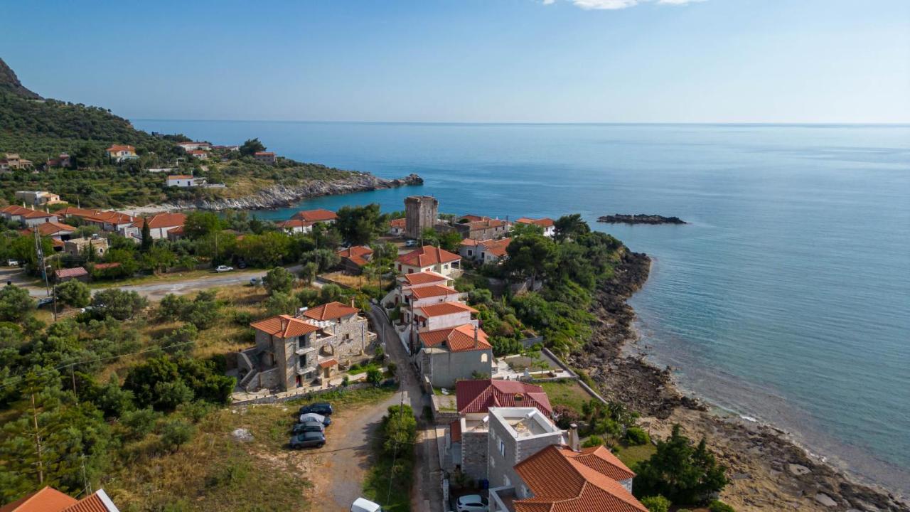 σελήνη Kotronion (West Mani)