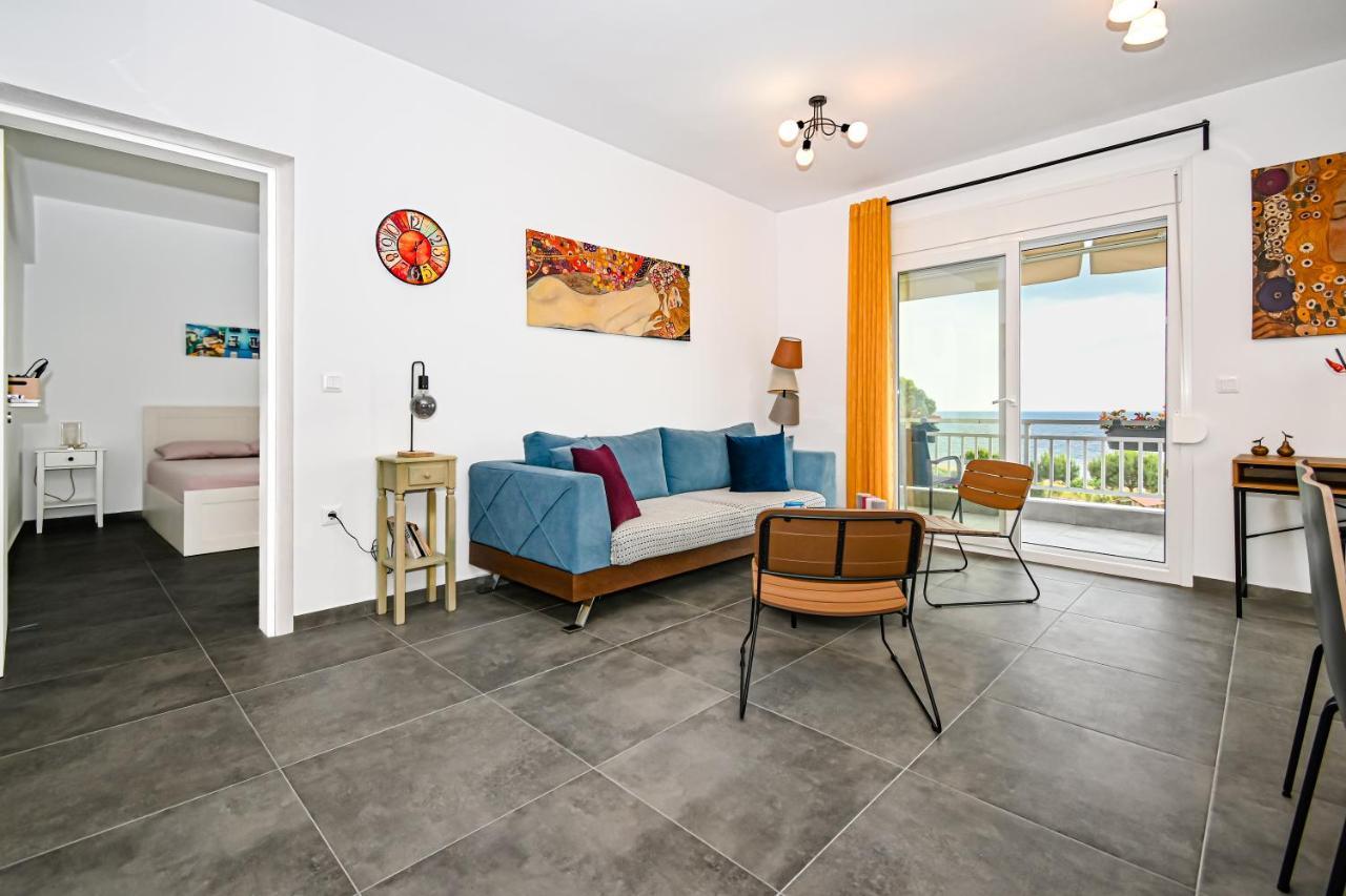 Apartment E & D Family By The Sea