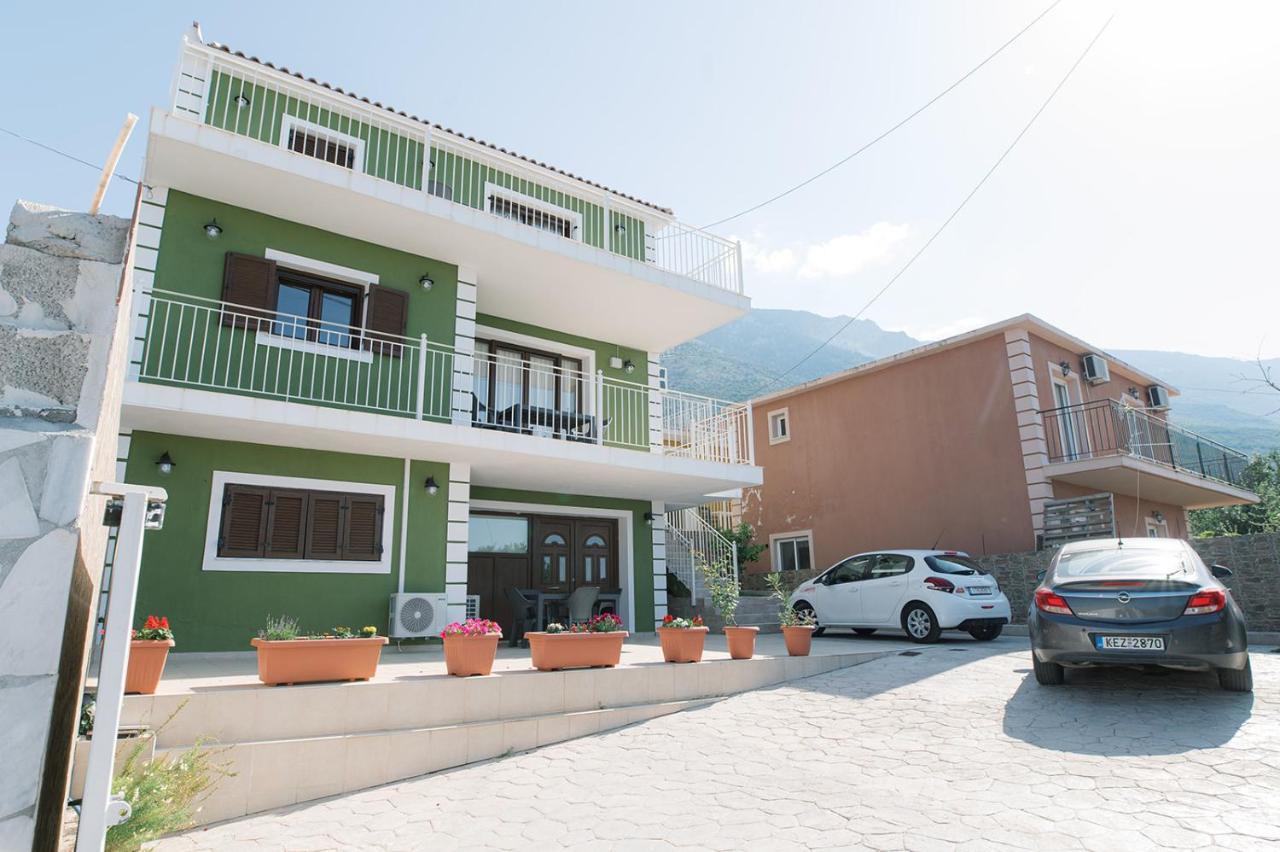 Lakis Apartment Vlachata