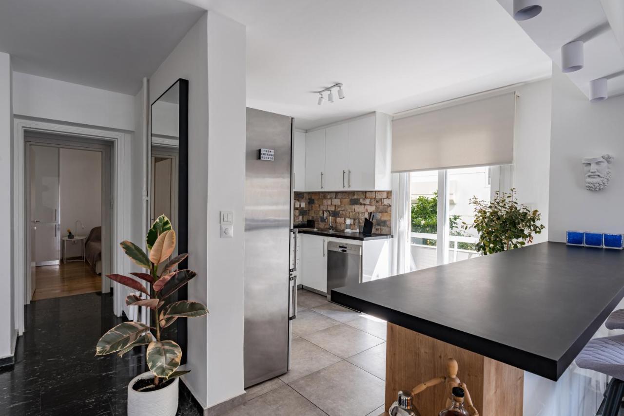 The Black Marble - Sea View, 2br, 2ba By Bnc Apartment Athens