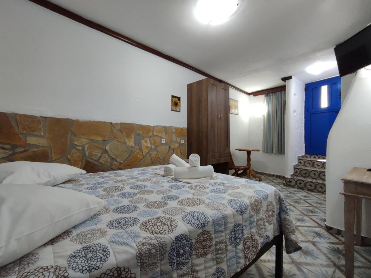 Guest house Alexandros By The - Serifos