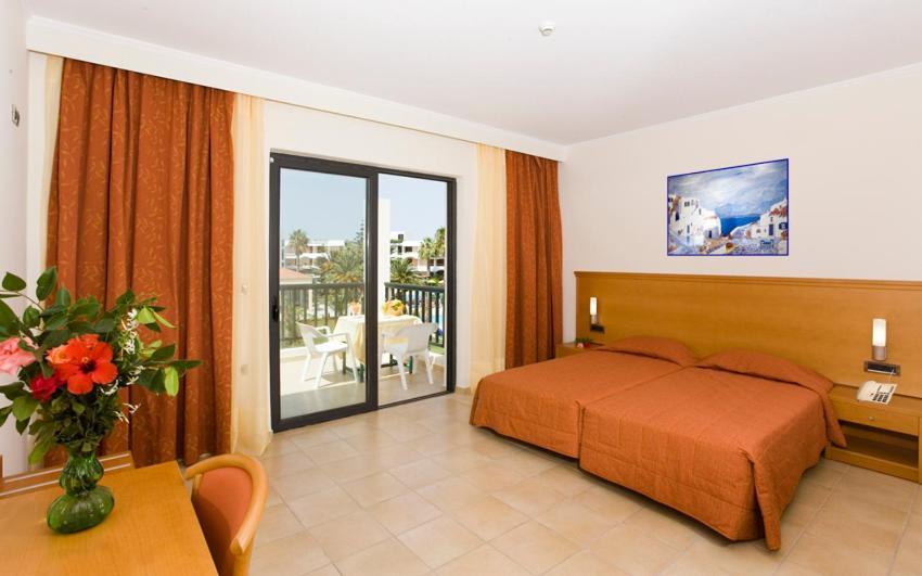 Hotel Tigaki Beach Hotel