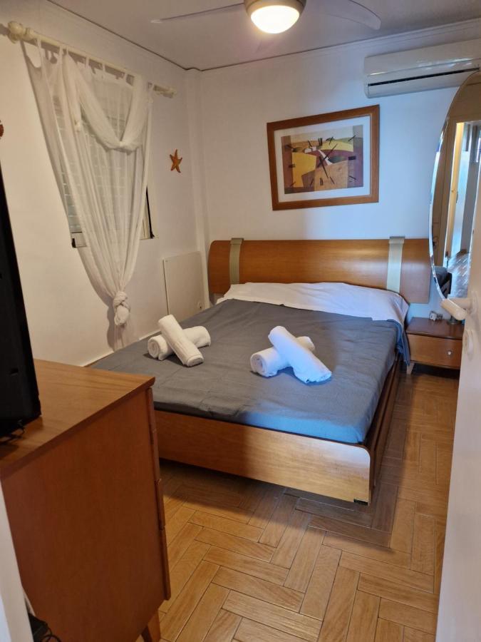 Korinthian Sea View Apartment