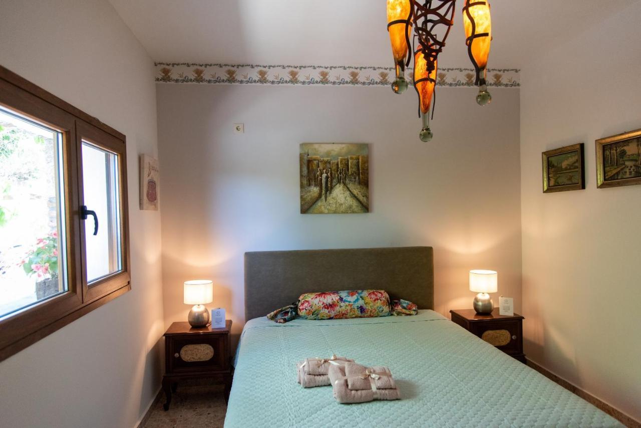 Calypso With Jacuzzi Pool & Sea View Villa